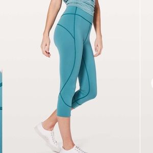 In Movement Crop *Everlux 19”